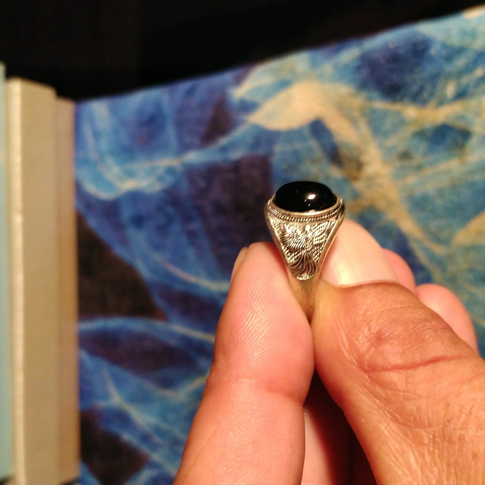 Ring,dark gem (1B) - Picture 2 of 4